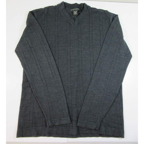 BANANA REPUBLIC Men's Gray V Neck Silk Cotton Blend Long Sleeve Pullover Sweater - Picture 1 of 3